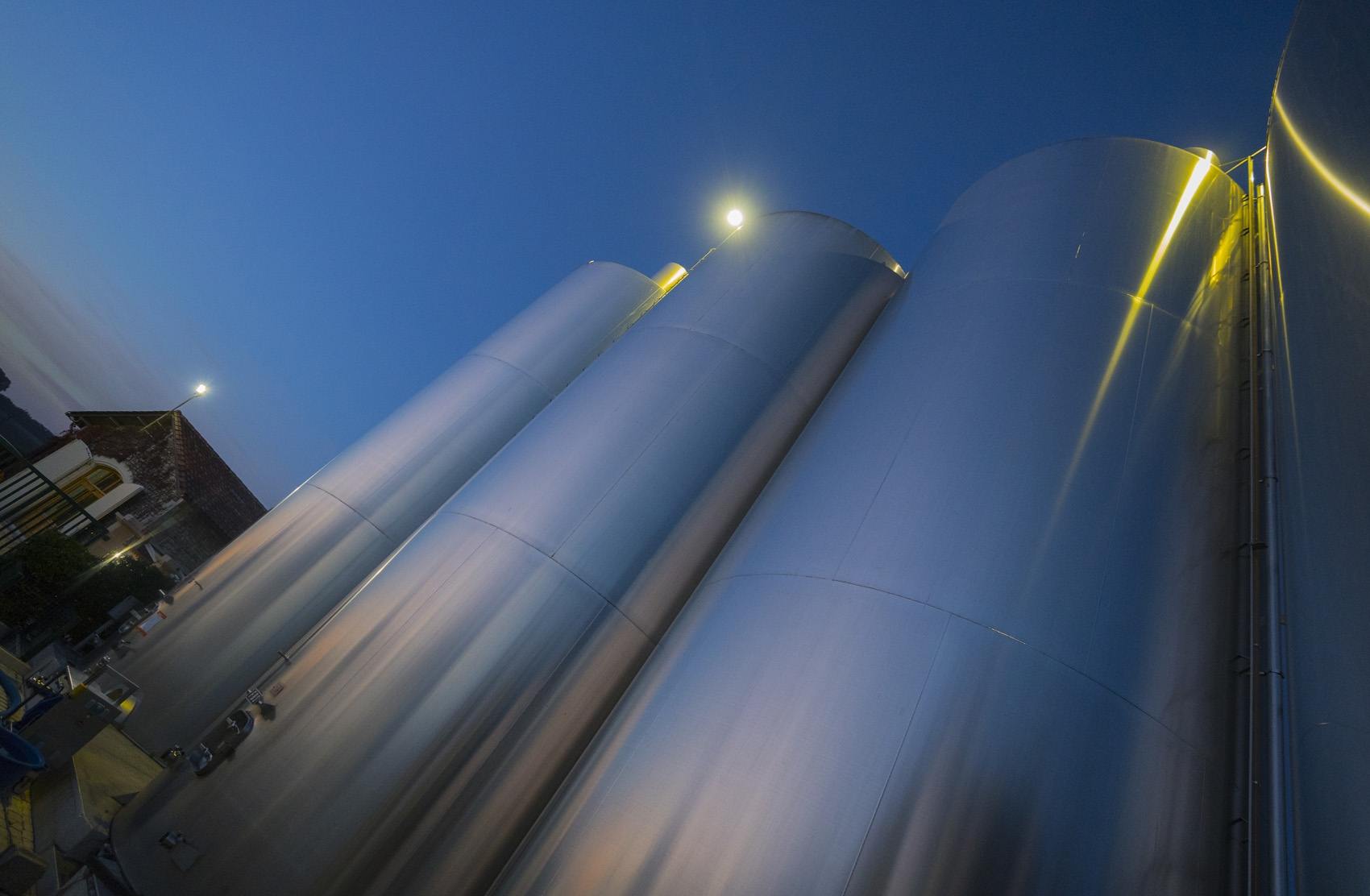 1702286596-013_galerie-distillerie-de-saint-denis